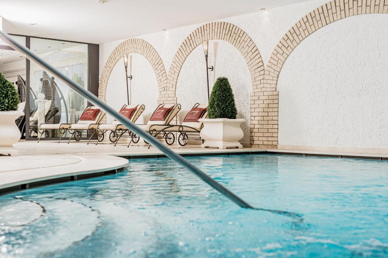 Savoy Dolomites Luxury & Spa Hotel Σέλβα ντι Βαλ Γκαρντένα Εξωτερικό φωτογραφία