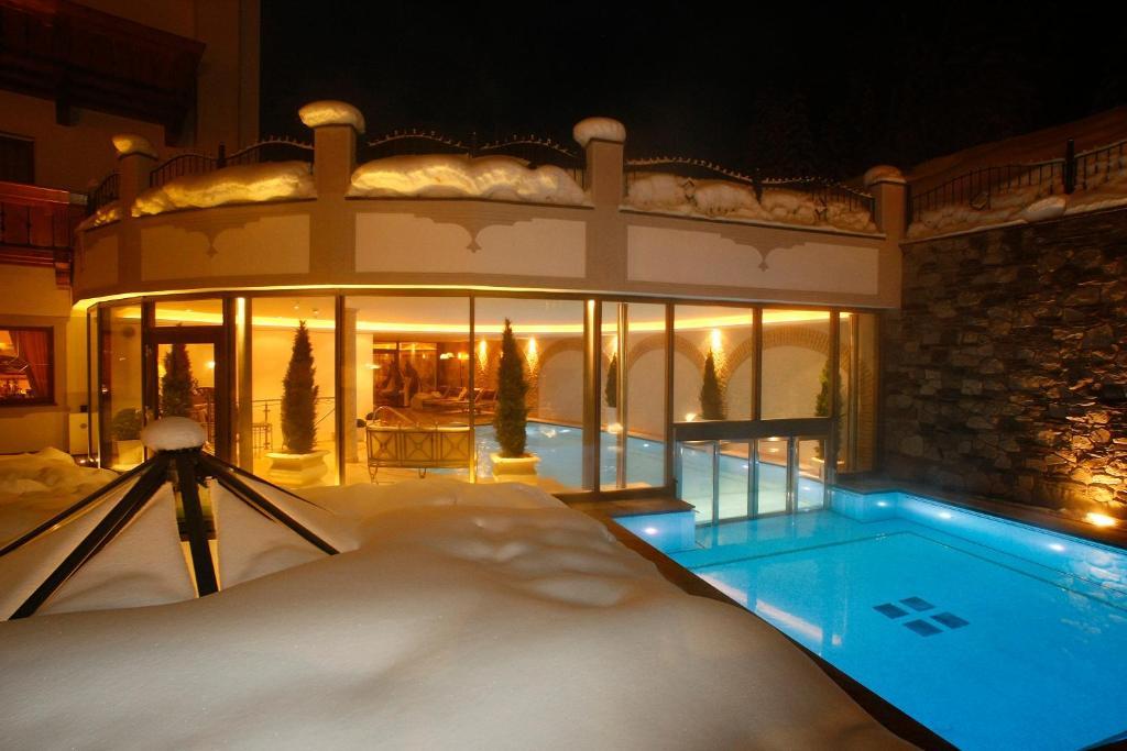Savoy Dolomites Luxury & Spa Hotel Σέλβα ντι Βαλ Γκαρντένα Εξωτερικό φωτογραφία