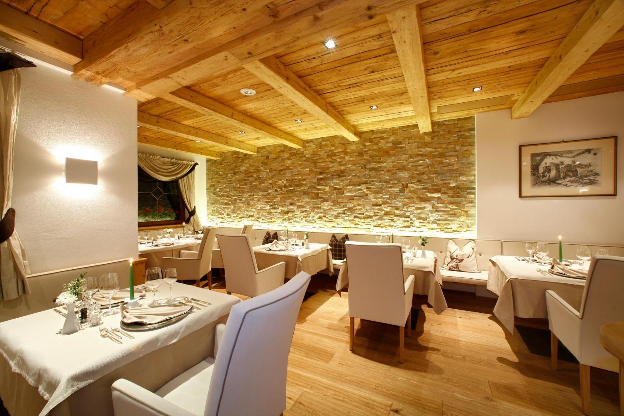 Savoy Dolomites Luxury & Spa Hotel Σέλβα ντι Βαλ Γκαρντένα Εξωτερικό φωτογραφία